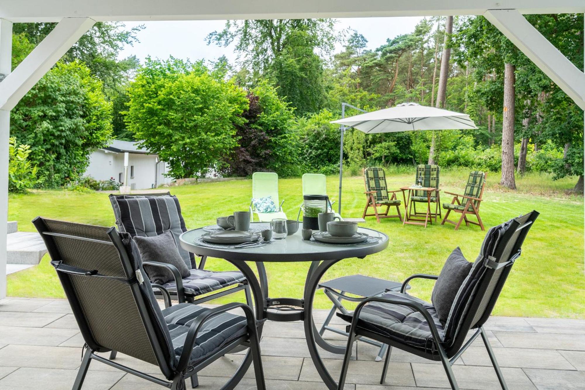 Gerhart-Hauptmann-Strasse 1A Ferienhaus Gartenidylle Kölpinsee Buitenkant foto